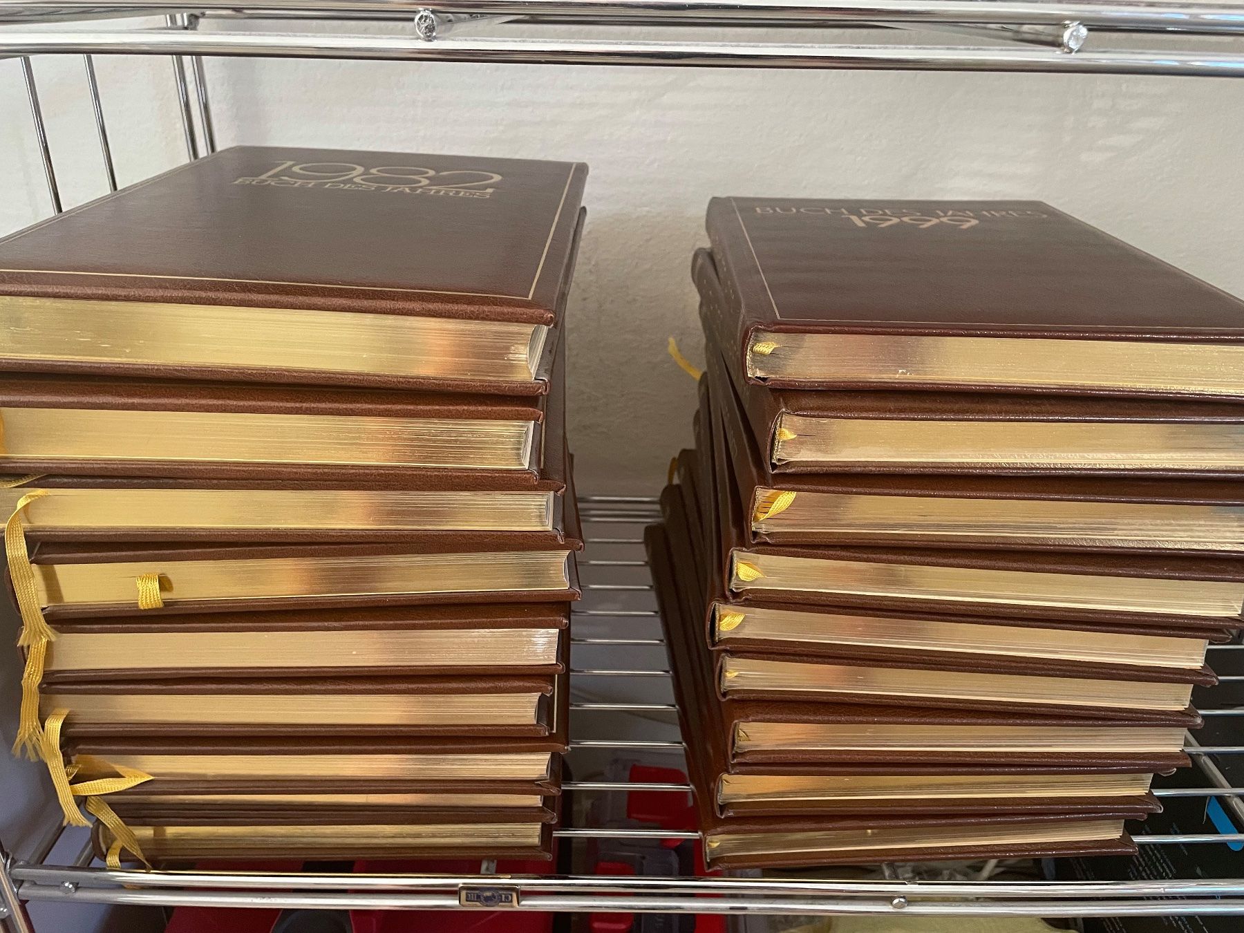 Libri: Buch des Jahres Sammlung 1982 - 1999 – Nuovo (secondo la descrizione) da Unterägeri venduto da ric_rr2d 3