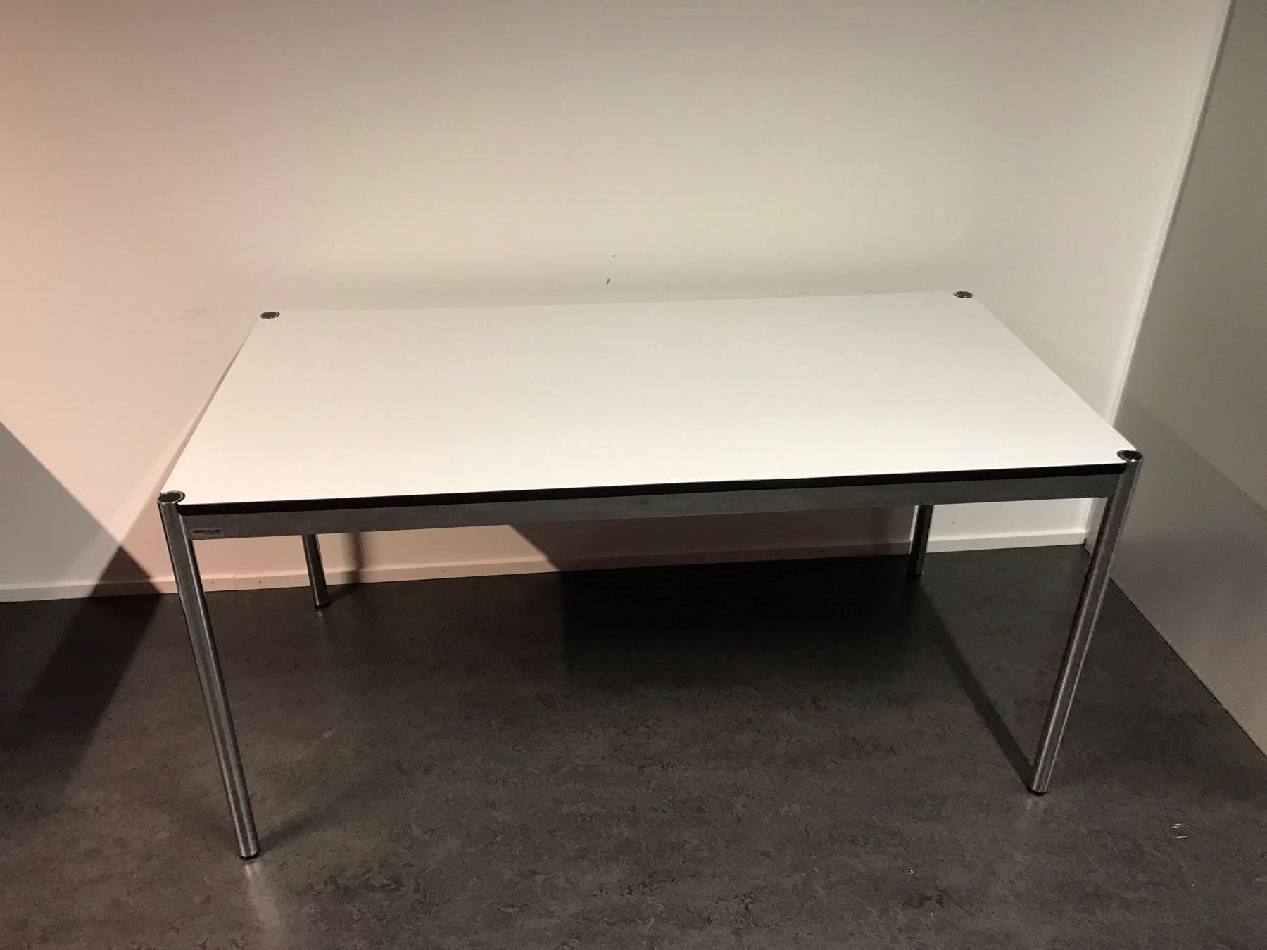 Scrivanie: USM Haller Tisch 150x75cm – Usato da heiligenschwendi venduto da bonitasunny 1