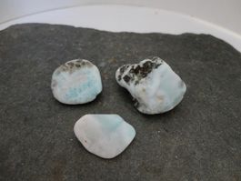 Larimar Edelstein