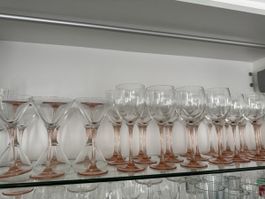 Gläser 36-teilig Rosa Stiel guter Zustand
