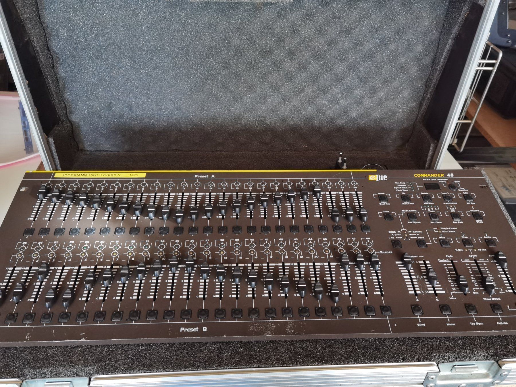 Mischpulte: Elite  Comander 48 – Gebraucht aus Aesch LU von Cubic