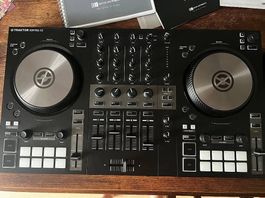 TRAKTOR DJ Mischpult und Zubehör von Nativ Instruments