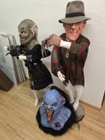Halloween Dekoration 2 Puppen und Monsterkopf