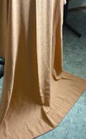 8 Nachtvorhänge in dezentem Orange-Beige Ton