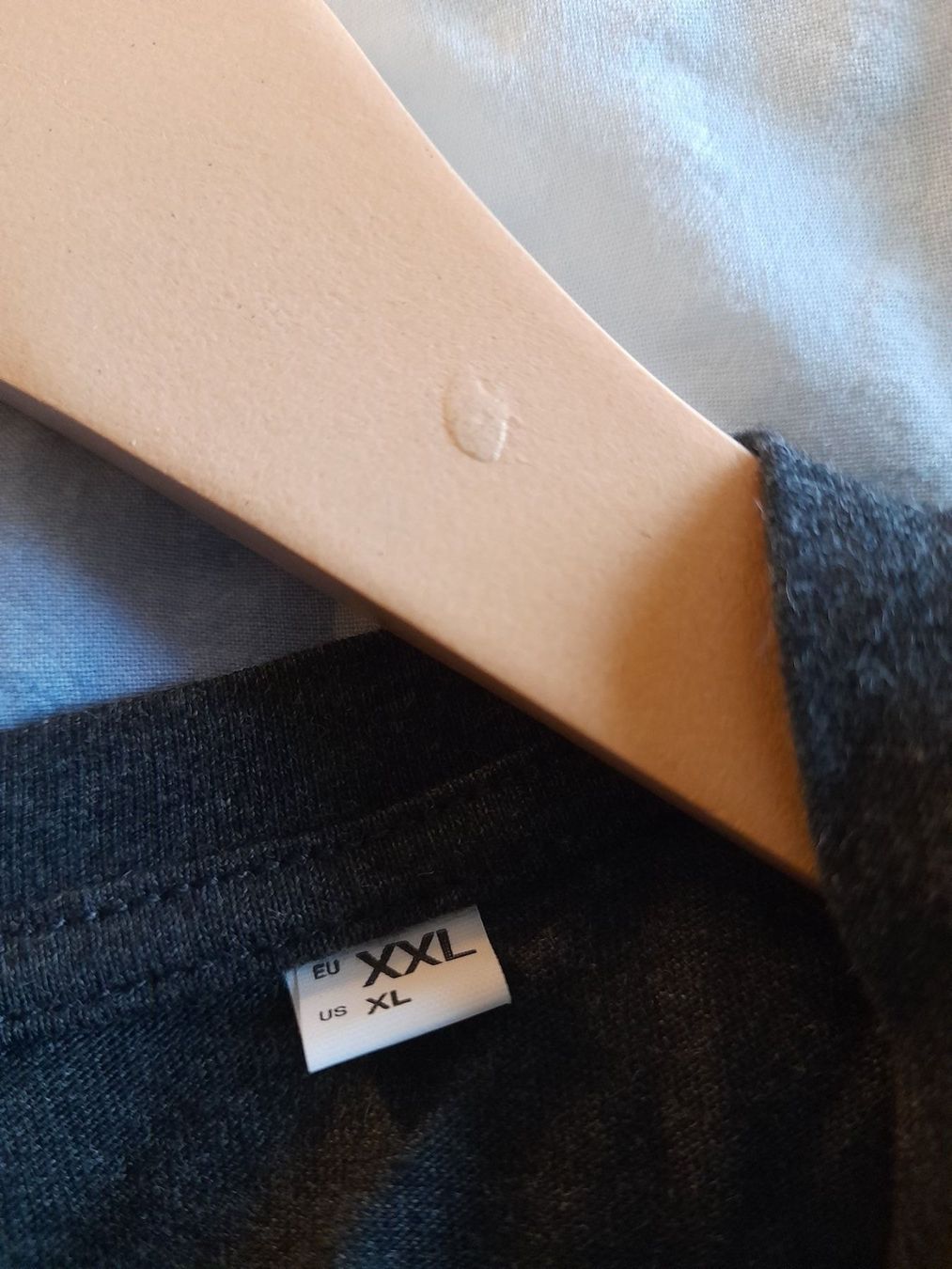 T-shirt: The shirt( neuf) – Nuovo (secondo la descrizione) da Miecourt venduto da Marly1 5