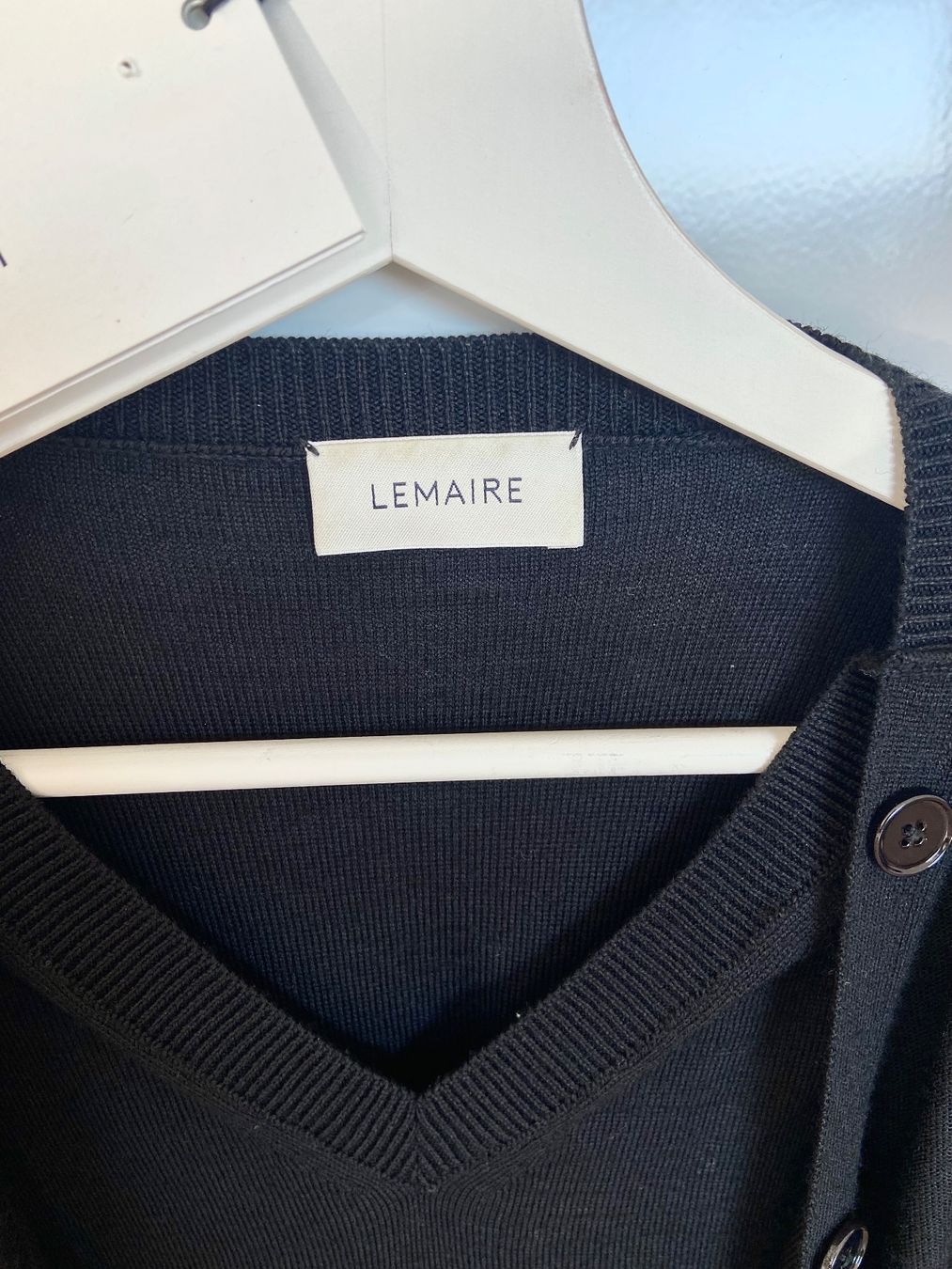Lemaire Maglioni & Felpe: LEMAIRE Cardigan mit V-Ausschnitt – Nuovo (secondo la descrizione) da Döttingen venduto da dbs_26ls 1