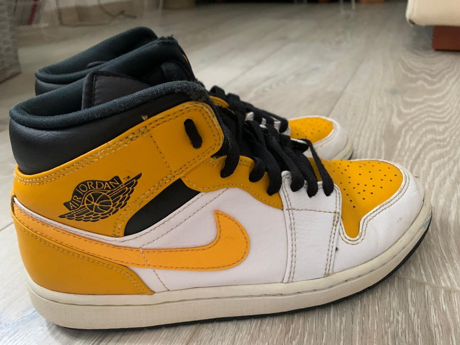 Nike Scarpe da uomo: Jordan Air 1 Mid Jaune/Blanc - Taille 41 – Usato da Posieux venduto da pha_tnd9 4