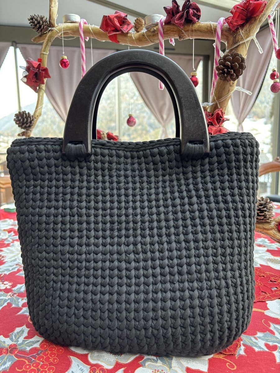Borse da donna: Handgemachte Tasche New – Nuovo e nell'imballaggio originale da La Garde (Sembrancher) venduto da jan_b6mp 3