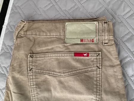 Mustang Cordhose beige, Grösse 38/40, Top Zustand!