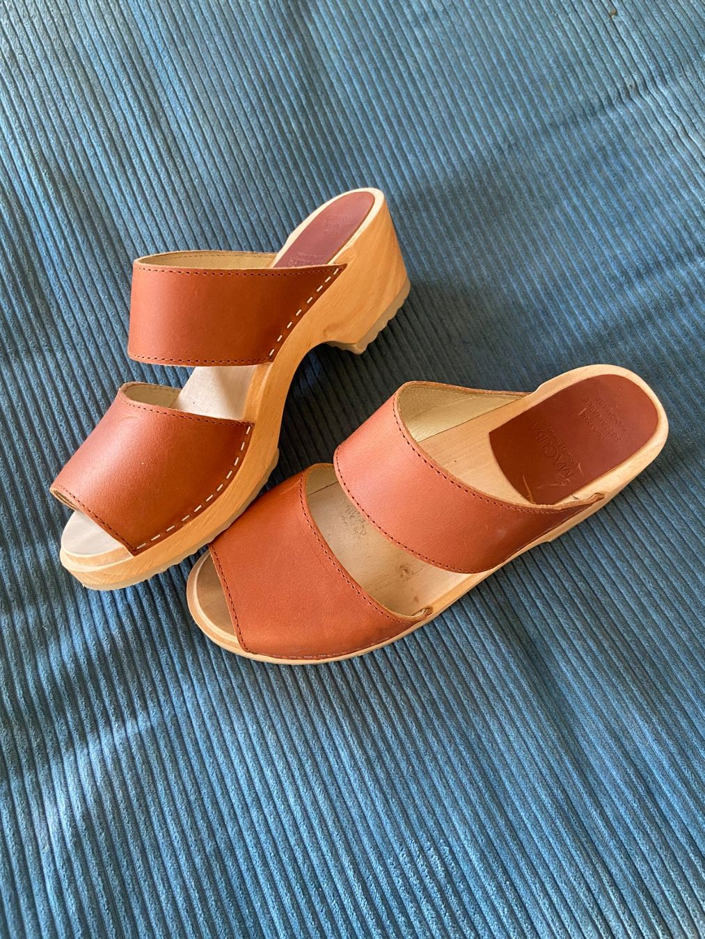Scarpe da donna: Schwedische Clogs Sandalen Gr 39 – Nuovo (secondo la descrizione) da Zürich venduto da DoraJean 3