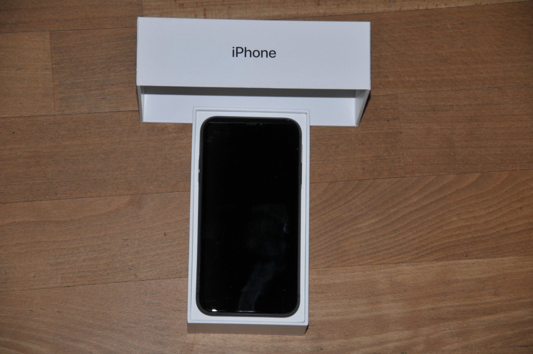 Apple Telefoni cellulari / Smartphones: Apple iPhone 11 - Black - 64 GB - Top Zustand – Usato da Winterthur venduto da Schwestere