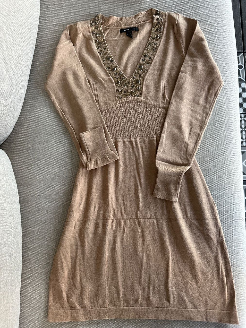 Lotti di vestiti: Mango Strickkleid und Strickjacke, beige, Grösse S – Usato da Zürich venduto da poliveira 1