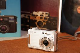 Sony Cybershot DSC S700