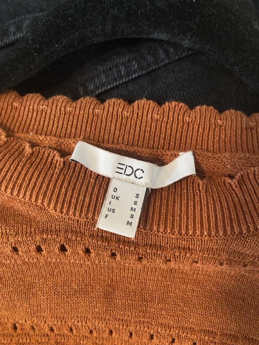 C&A Maglioni & Felpe: Orange/brown light sweater – Usato da Rorschach venduto da vil_yt9d 3