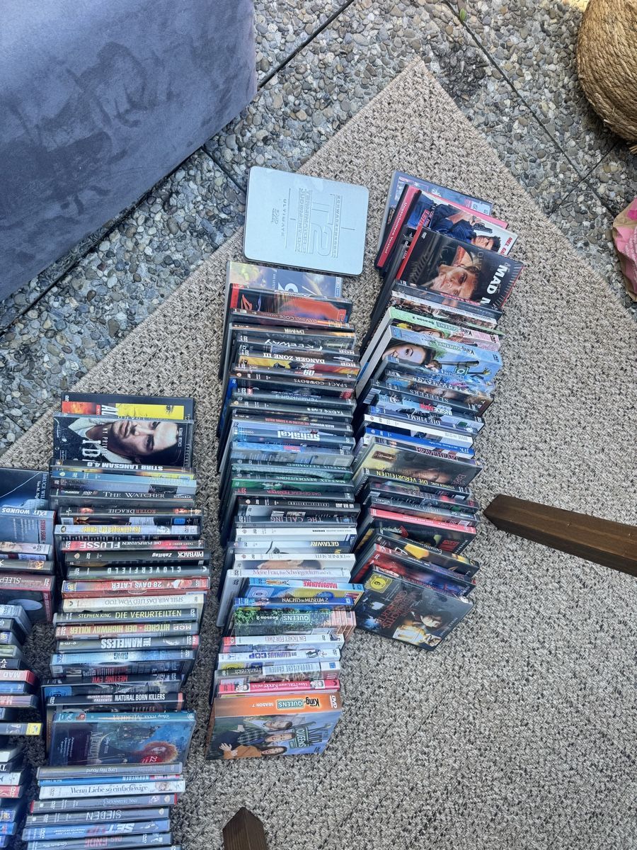 Tutti i DVDs: Grosse DVD Sammlung, Action, Sci-Fi, Komödie. Sommer-Schnäpp – Usato da muolen venduto da Panhead50 2