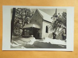 Foto-Ansichtskarte: Kirche im Winter
