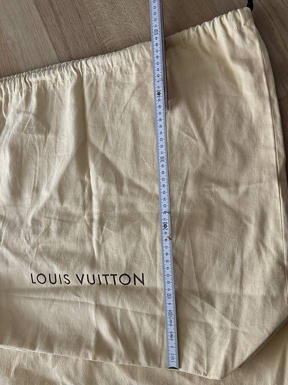 Sacs: Louis Vuitton Dustbag – D'occasion à Adligenswil par adropolis