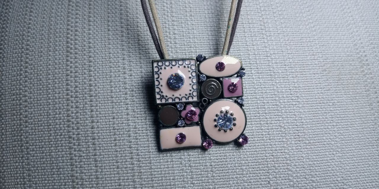 Catenine: Boho Designer Kette mit Email Strass Vintage Hippie – Usato da St. Gallen venduto da Hereplaysmusic 3