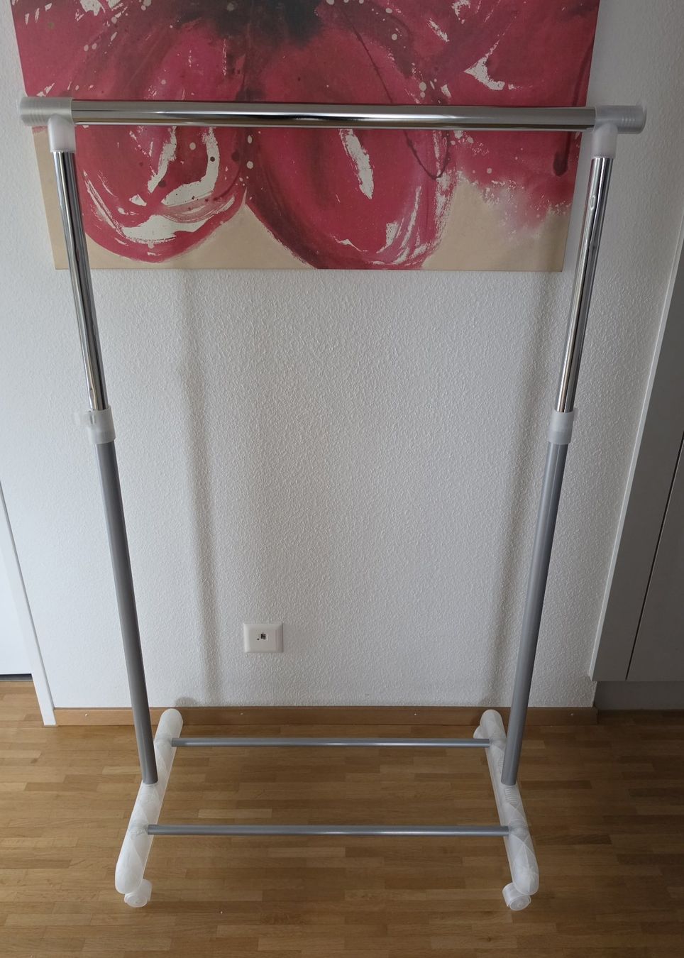 Garderobe: Kleiderständer – Gebraucht aus Luzern von Hitormiss