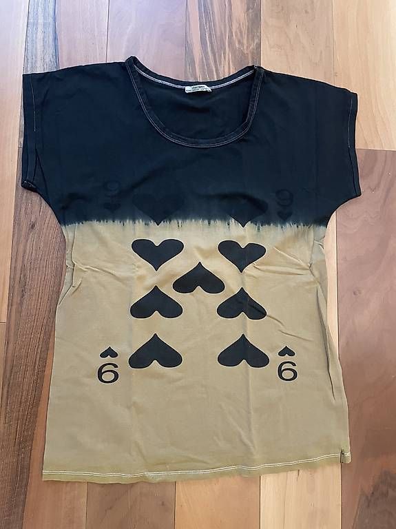 T-Shirts: Schwangerschafts-Shirt – Gebraucht aus Buchs SG von eri_2tg8