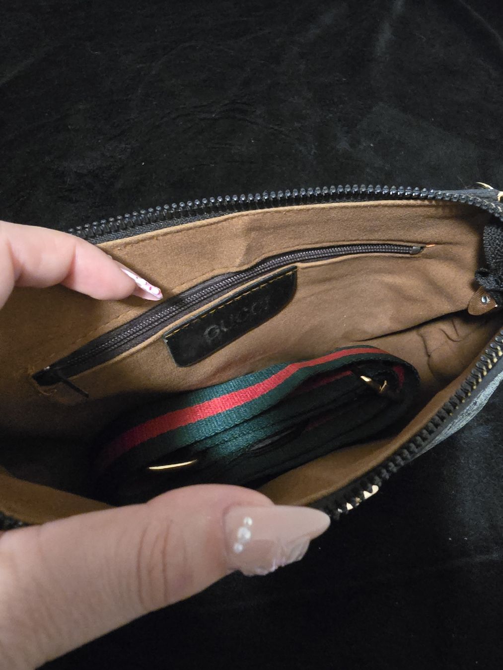 Gucci Sacs femmes: Sac à mains – Neuf (Voir description) à Martigny par joanavale 2