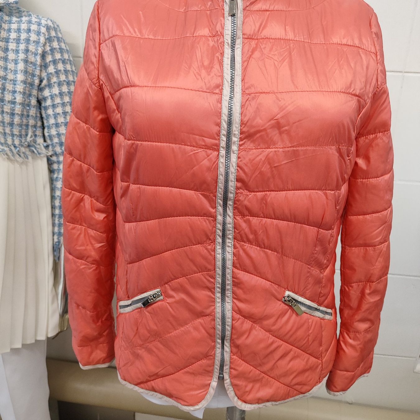 Jacken: Damen Jacke GR 38 – Neu (gemäss Beschreibung) aus Langnau am Albis von Judithsebi 2