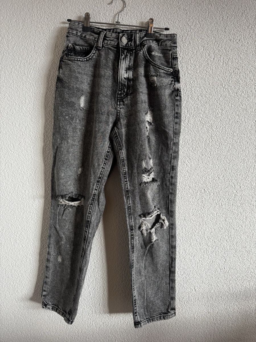 Jeans: Graue Mom Jeans, Grösse S – Usato da Burgdorf venduto da Lou-123