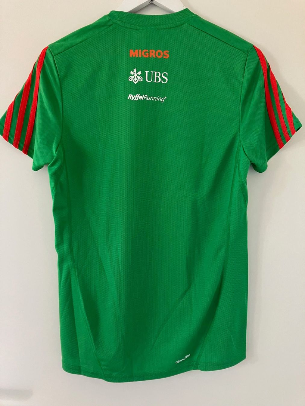 Adidas T-shirts: Funktions Shirt – D'occasion à Uster par Power28 1