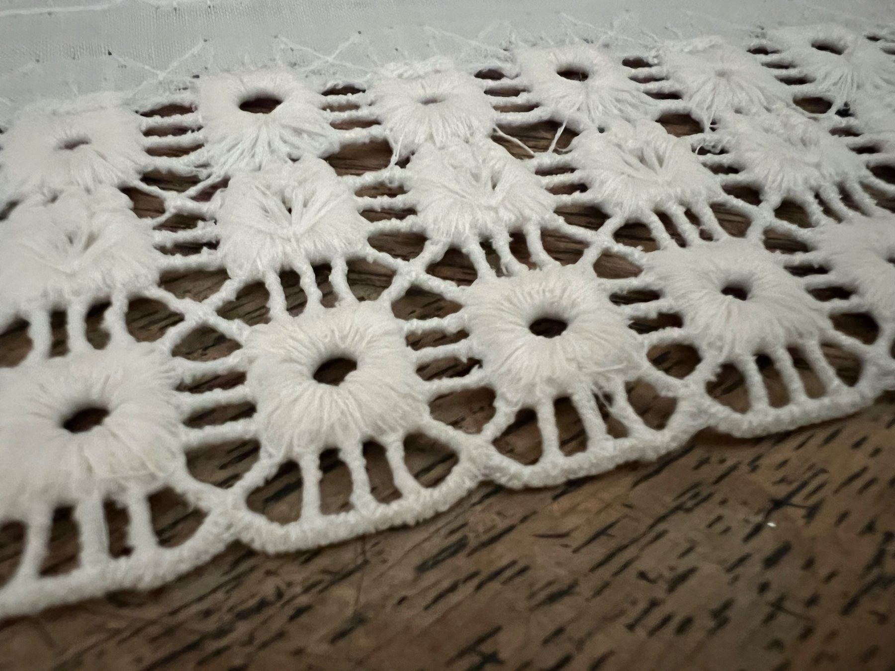 Tessuti: Alte, antike St.Galler Spitzen - Shabby – Nuovo (secondo la descrizione) da Walzenhausen venduto da Cerna007 7