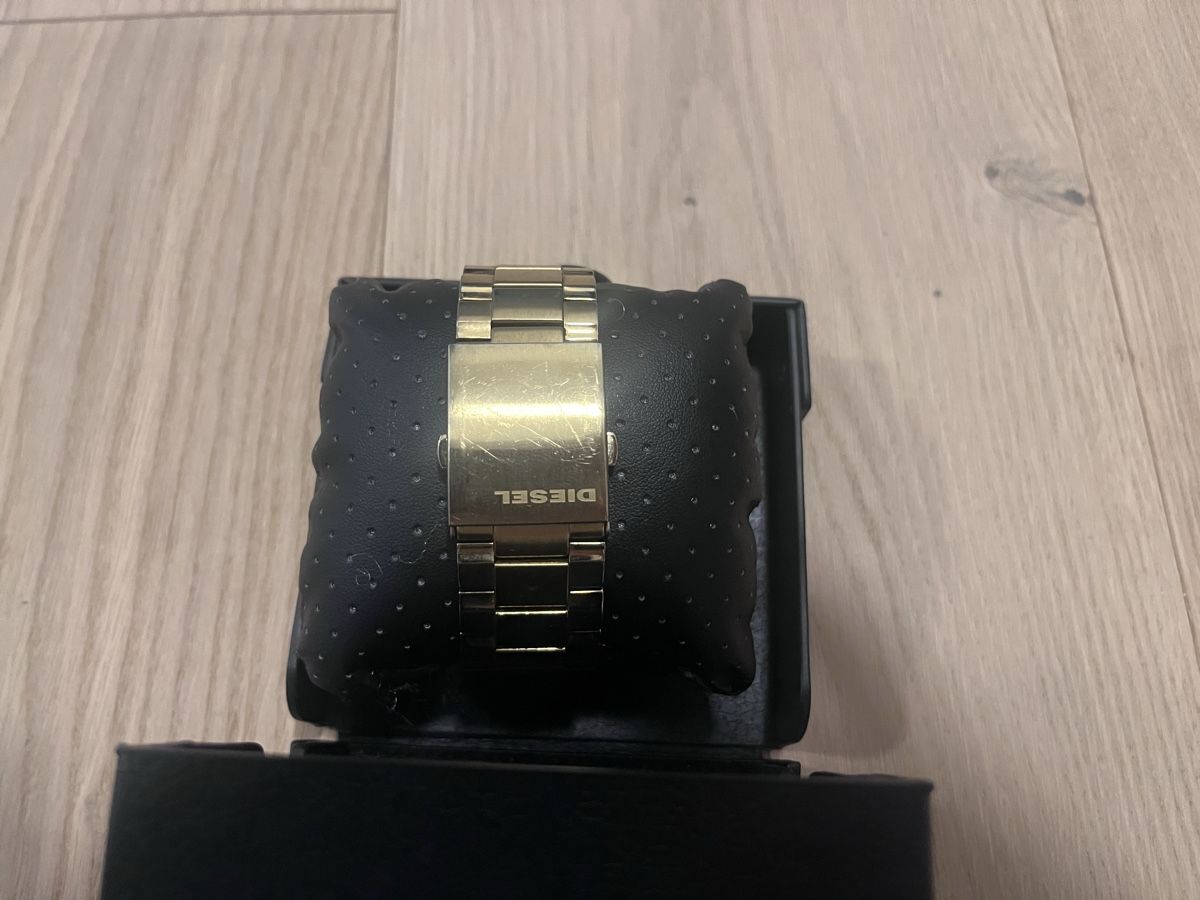 Diesel Orologi: Diesel Mega Chief-DZ4360 – Usato da Zwillikon venduto da kendrickl 2