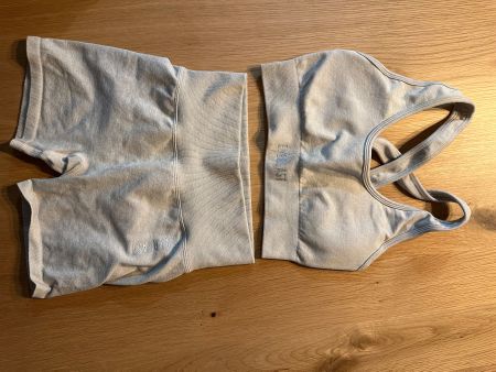 2 Teiler Everlast Gym Grösse S Shorts Sport BH