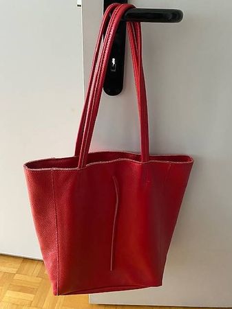 Sac à main 100% cuir Neuf