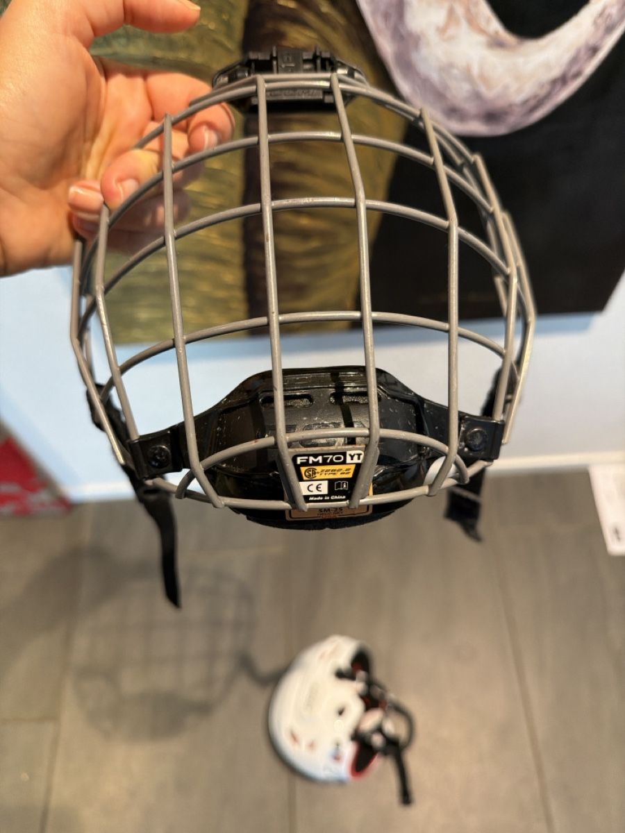 Ccm Helme: CCM Eishockey Helm Junior  – Gebraucht aus Sirnach von toschka-74 4