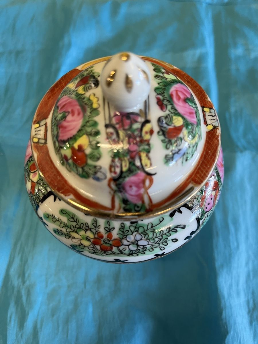 Zuckerdosen: Chinesische Rose Mandarin Zuckerdose mit Deckel antik – Gebraucht aus Strengelbach von RaenAntikDesign 3