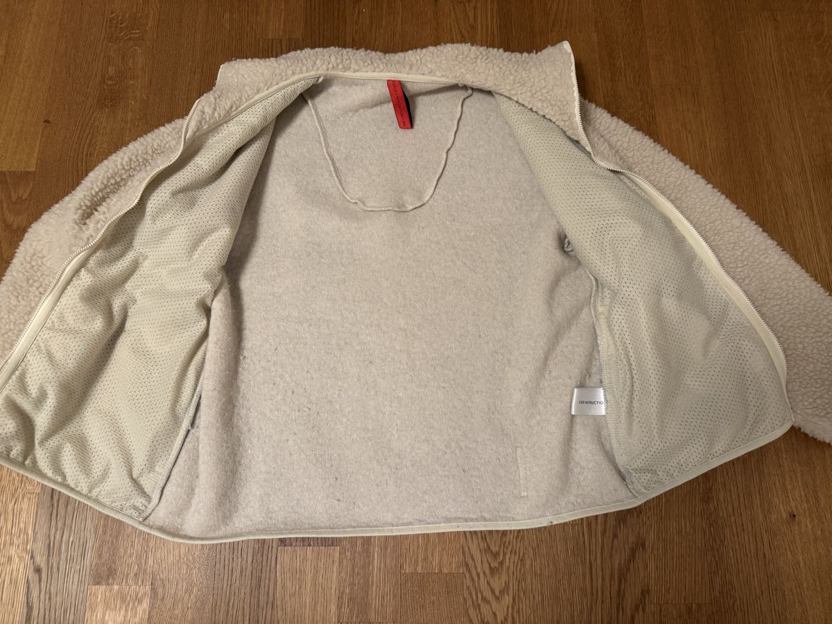 Vestes: Jacke Gr.XS von THE MOUNTAIN STUDIO – D'occasion à Schenkon par NaBr 4