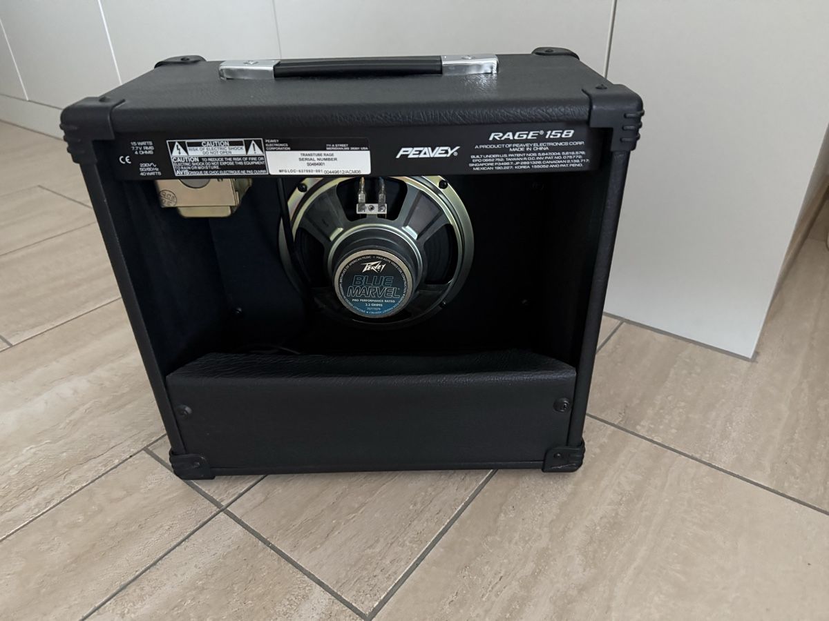 Peavey Amplificatori: PEAVEY Rage 158 Gitarrenverstärker – Usato da Bülach venduto da Berimbau0 4