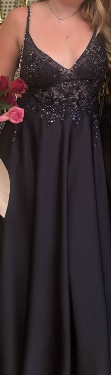 Robes: Dunkelblaues Abendkleid Grösse 40. – D'occasion à Termen par DorineK
