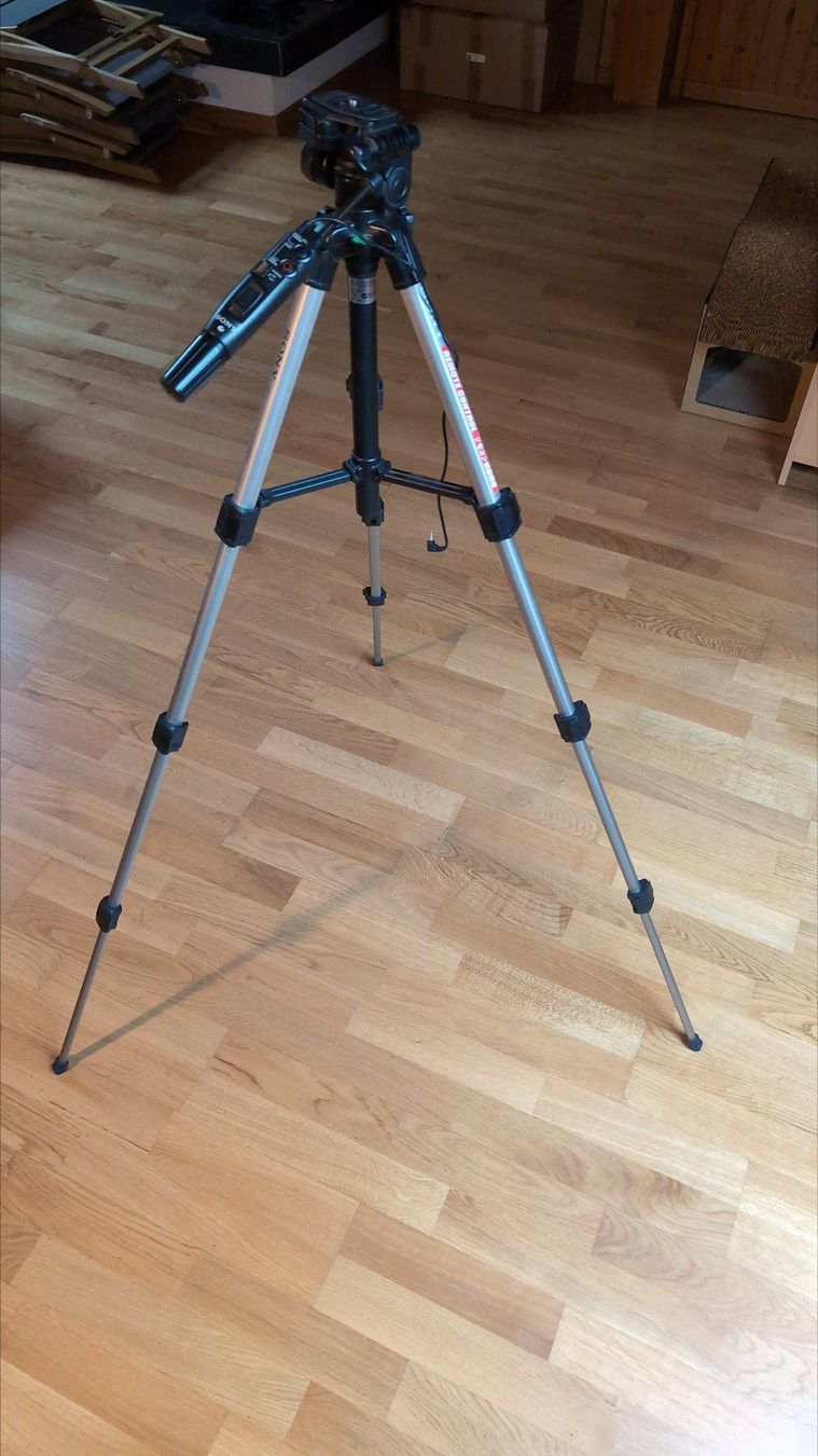 Treppiedi & Teste: Foto Stativ Sony – Usato da Wichtrach venduto da Martin2009 2