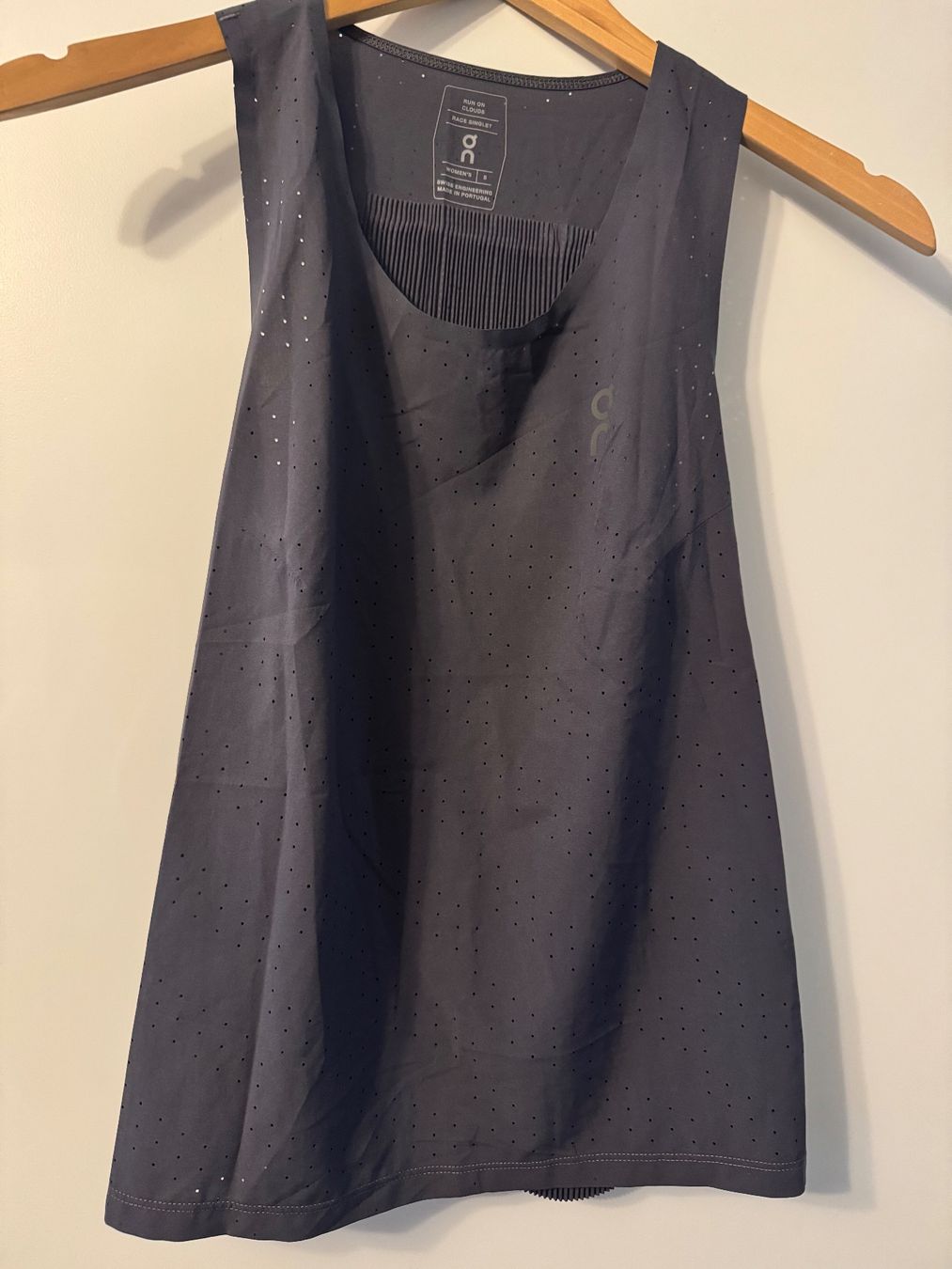 Tops: On Race singlet – Gebraucht aus Obfelden von cesarina10 1