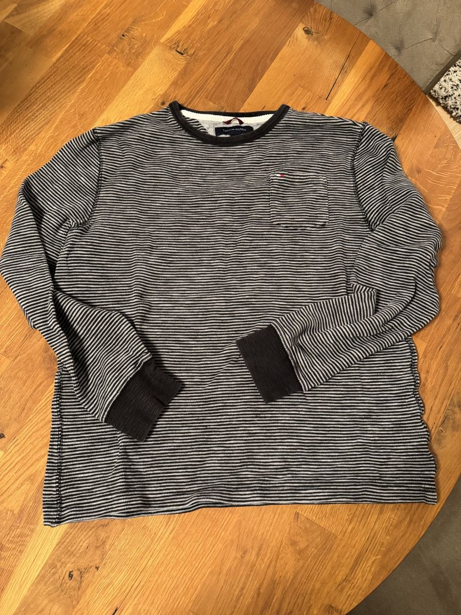 Tommy Hilfiger Pullover & Sweatshirts: Tommy Hilfiger Sweater - M – Gebraucht aus Zürich von ErnstS_23