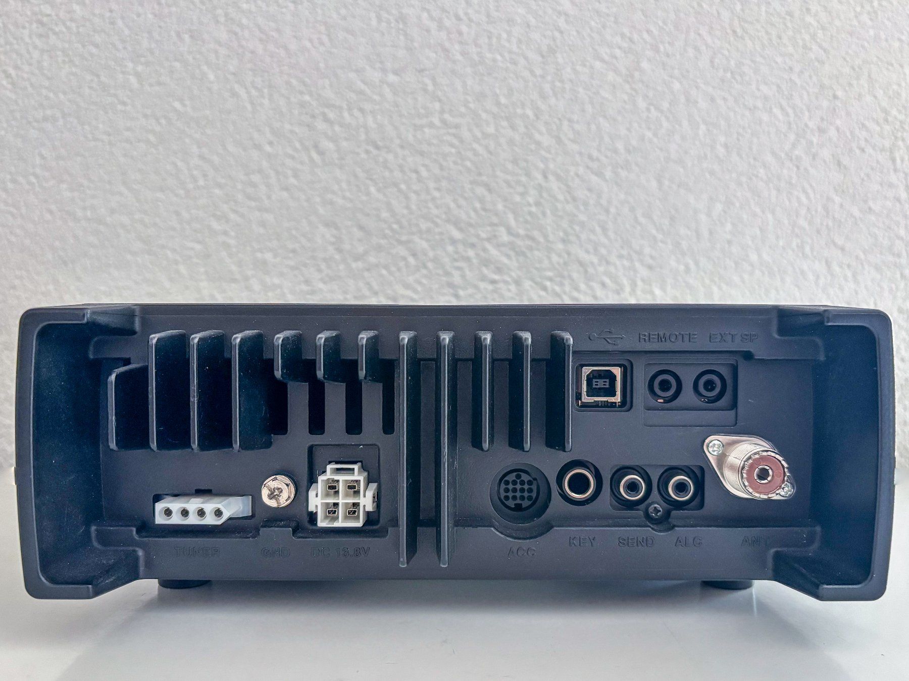 Icom Funktechnik: ICOM IC-7200 – Gebraucht aus Zürich von J2O 2