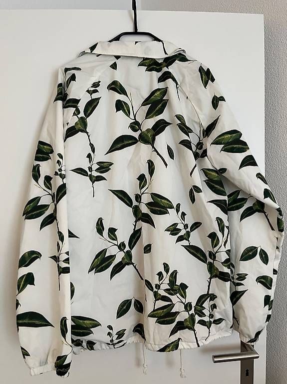 Jacken: Vans Jacke Size L – Gebraucht aus Oberburg von rap_r7yl 1