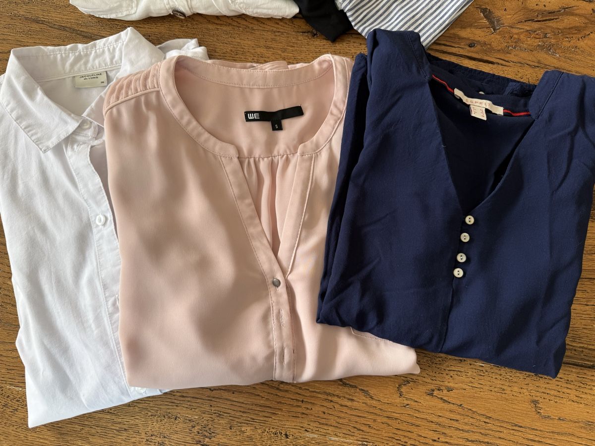 Lotti di vestiti: Blusen/Hemden Paket Grösse S/36 – Usato da Aesch BL venduto da Shiva84 2