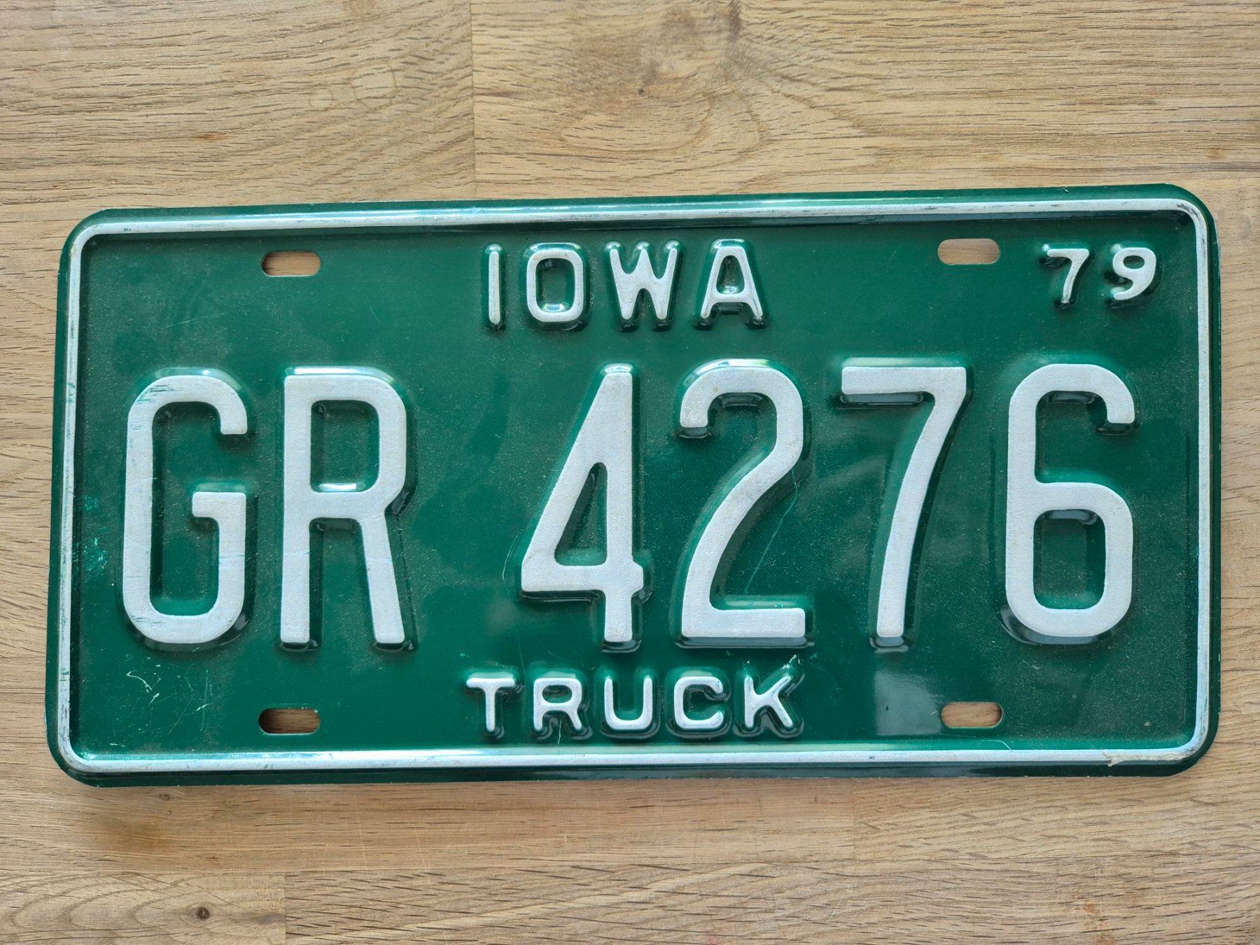Insegne: US Nummernschild Iowa 1979 – Usato da Rüti ZH venduto da pep_l9zp