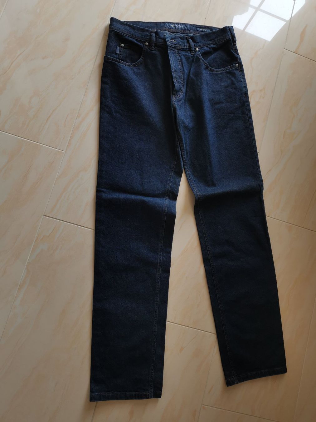 Pioneer Jeans: Jeans in Gr. 52 – Nuovo (secondo la descrizione) da Dornach venduto da Hei50