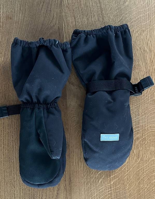Guanti: REIMA Handschuhe 6 – Usato da Root venduto da quartz1970