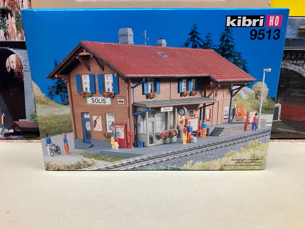 Kibri 39372 – Gare SOLIS H0 : Maquette De Gare Miniature à Monter, échelle 1:87, Décor Rural