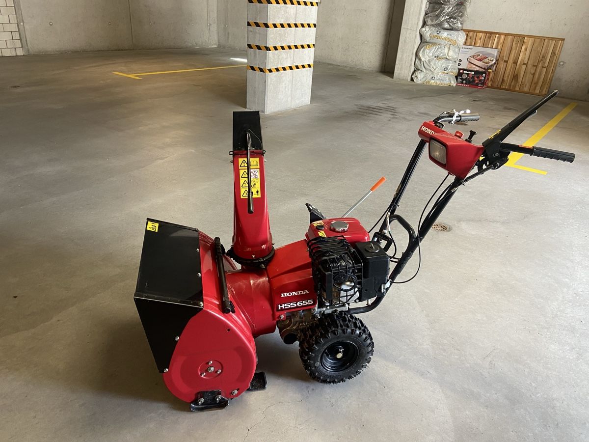 Honda Toutes les machines: Honda Schneefräse HSS 655 – D'occasion à Seewis-Pardisla par skoda8 5
