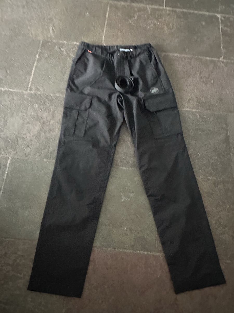 Mammut Pantaloni: Mammut Herren Wanderhose Cargo, Gr. 46 – Usato da Chur venduto da Monbijou26