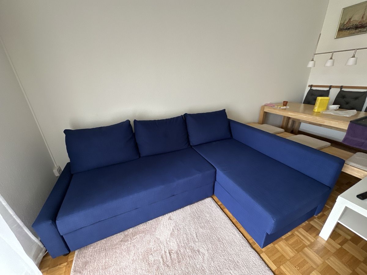 Eckcouch mit Bettfunktion und Stauraum, Blau (Gebraucht) in Zürich für CHF 25 – nur Abholung auf Ricardo kaufen